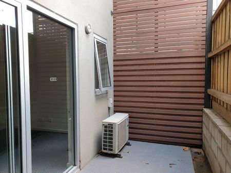 G04/6 Hope Street, Brunswick VIC 3056 - Photo 4