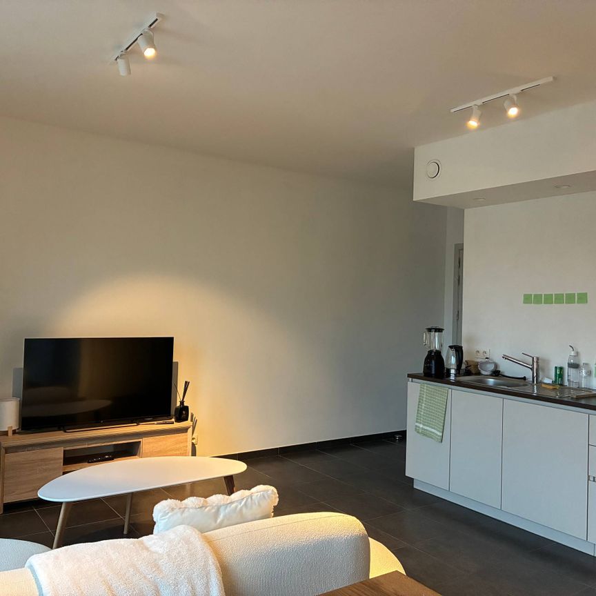 Appartement te huur in Waregem met 1 slaapkamer - Photo 1