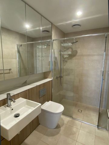 Modern 2-Bedroom Apartment - Photo 5