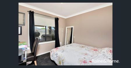 Family Home on Quiet Street - Photo 4