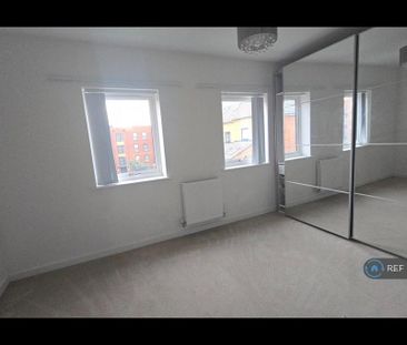 3 bedroom terraced house to rent - Photo 5