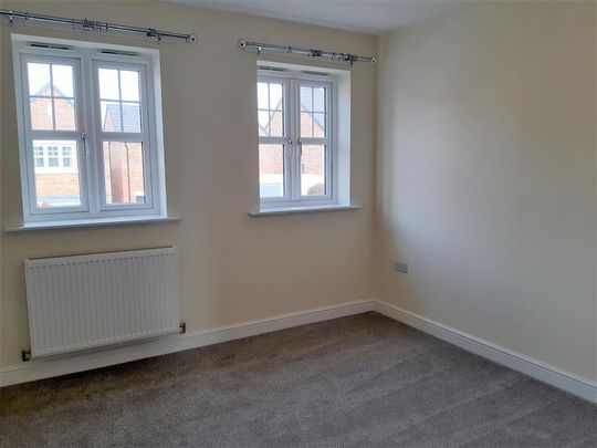 2 bedroom terraced house to rent - Photo 1