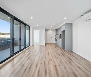 Charming Apartment in the Heart of Woden - Photo 2