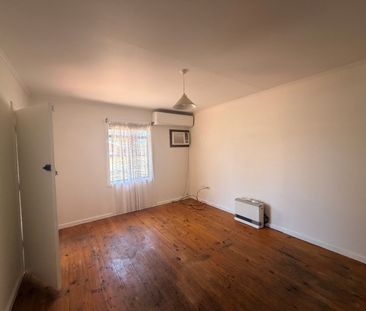 To register & apply for this property, please use this link: https:... - Photo 1