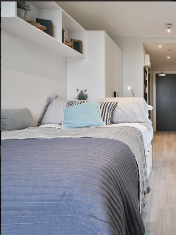 1 bedroom in a flat share to rent - Photo 3