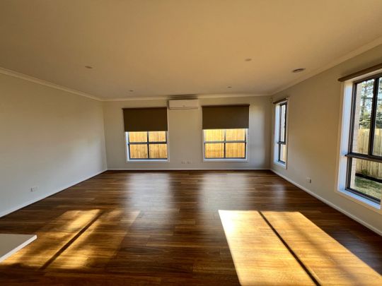 Strathtulloh - Photo 1