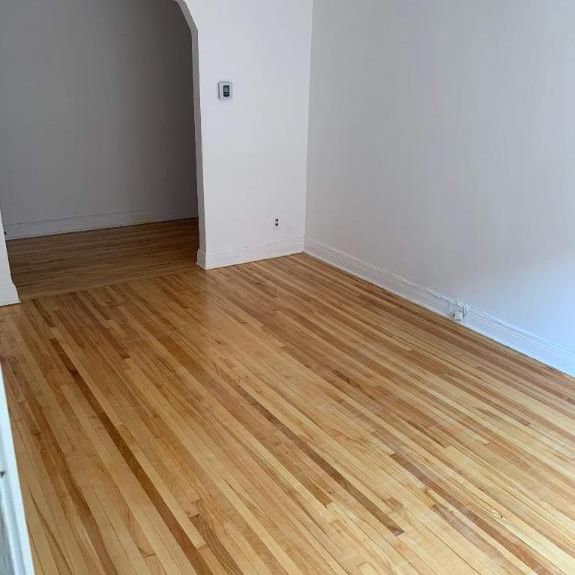 2 CH - 1 SDB - Montréal - $1,335 /mo - Photo 1