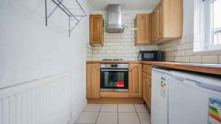 56 Witton Street - Photo 2