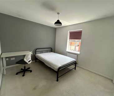 Wright Way, Stoke Park - Photo 2