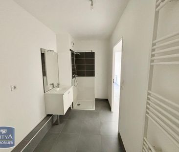 Location Appartement 2 pièces 43m² MARSEILLE 4ème - Photo 3