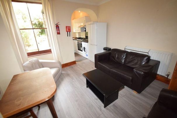 3 bedroom house share to rent - Photo 1