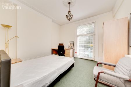 6 bedroom semi-detached house to rent - Photo 2