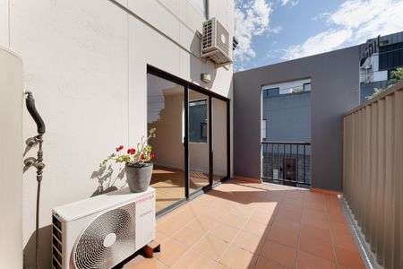 1/56 Leicester Street, Fitzroy VIC 3065 - Photo 3