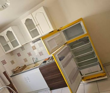 T1 - Photo 2