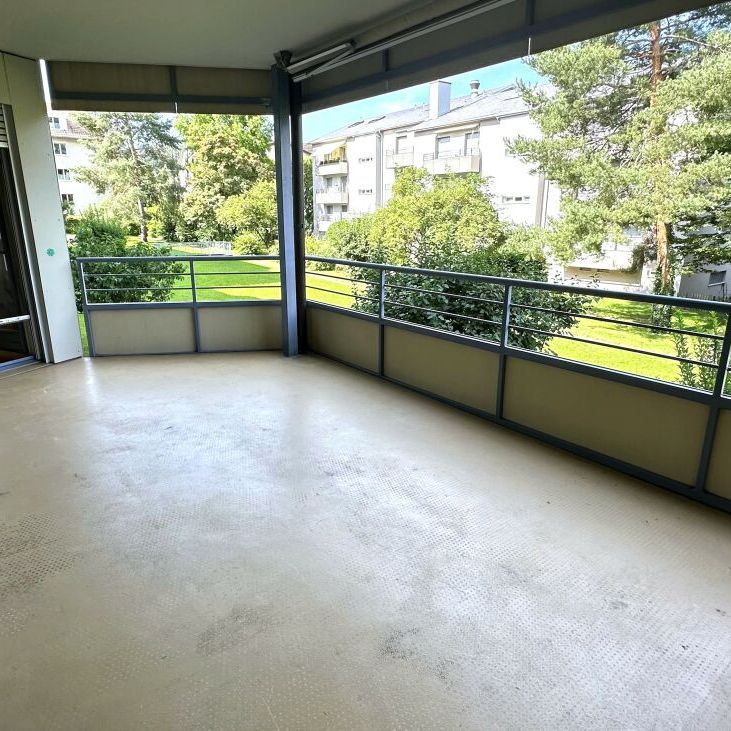 Schöne 3.5 Zimmerwohnung mit grossem Balkon - Foto 1