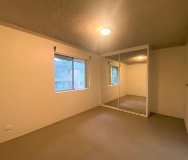 2 Bedroom Apartment!! - Photo 4