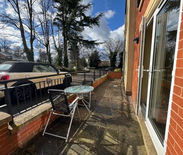 1 bedroom flat to rent - Photo 2