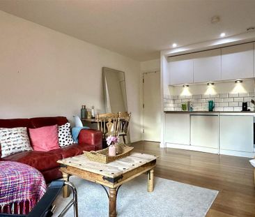 2 bedroom duplex to rent - Photo 4