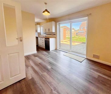 3 bedroom semi-detached house to rent - Photo 6