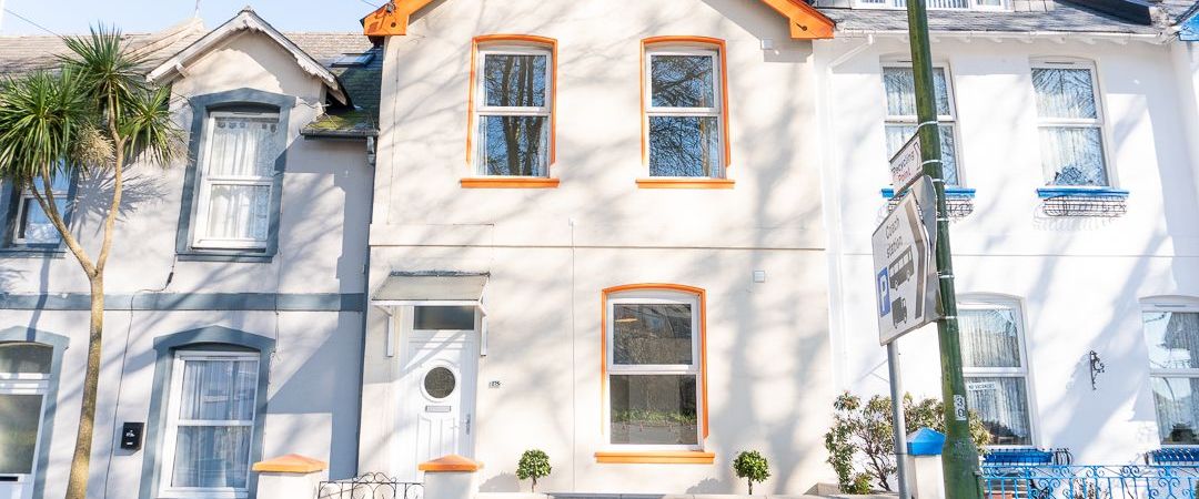 Victorian HMO in a central location - Photo 1