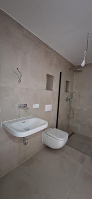 "Neues Wohnen in der alten Fabrik": Inklusive Einbauküche! Luxus 1-ZKB mit Fußbodenheizung, Aufzug, Keller und viel Licht - Foto 1