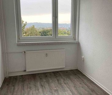 Sofortiger Bezug möglich, genießen Sie die super Sicht! Wohnung mit... - Foto 3