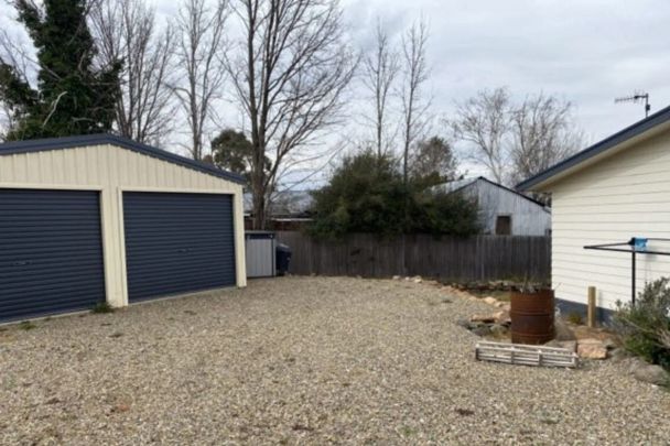 8 Hoskin Street, Berridale. - Photo 1