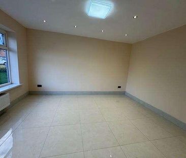 Brandon Avenue, Heald Green, SK8 - Photo 1