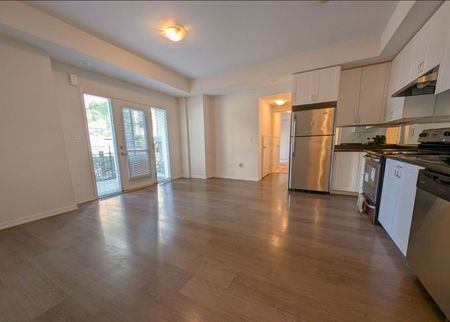 For Lease - 3120 Boxford Crescent Unit# 2, Mississauga, Ontario - Photo 3