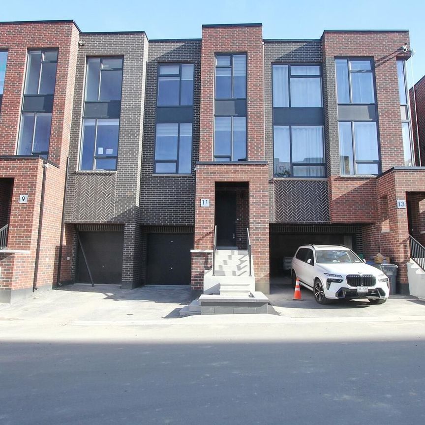 For Lease - 9 Desiree Place, Caledon, Ontario - Photo 2