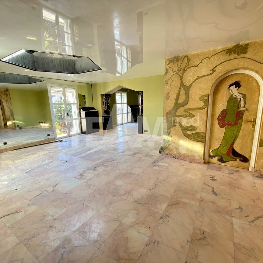 Location Appartement 4 pièces 179m² SETE 34200 - Photo 1