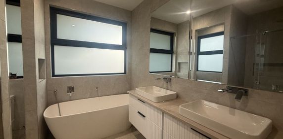 Luxury Living in the Heart of Blackburn - Brand New Two-Level Townhouse - Photo 2
