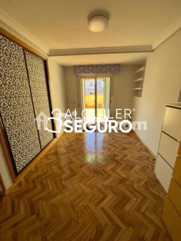 Piso en alquiler en Carabanchel - Photo 2