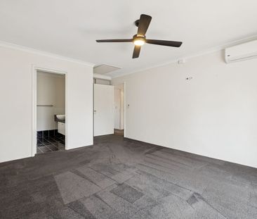 Timeless Townhouse Living in the Raphael Park Precinct - Photo 4