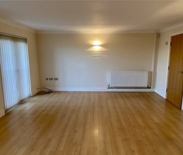 Waterstone Court, Halifax Road, Dewsbury, WF13 - Photo 4