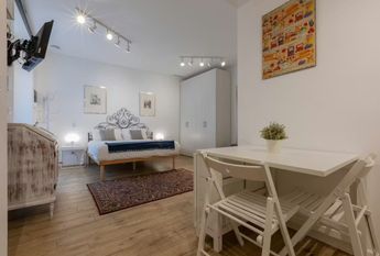 Via Saluzzo, Turin, Piedmont 10125