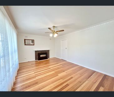 3 Brown Street, Avondale Heights, Vic 3034 - Photo 5
