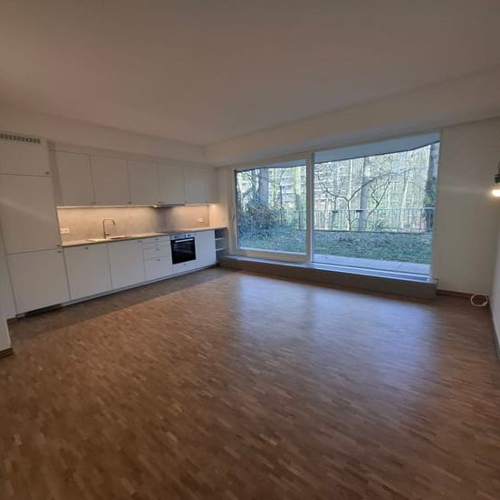 Appartement te huur - Photo 1