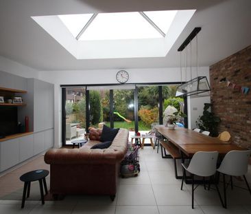 4 bedroom semi-detached house to rent - Photo 2