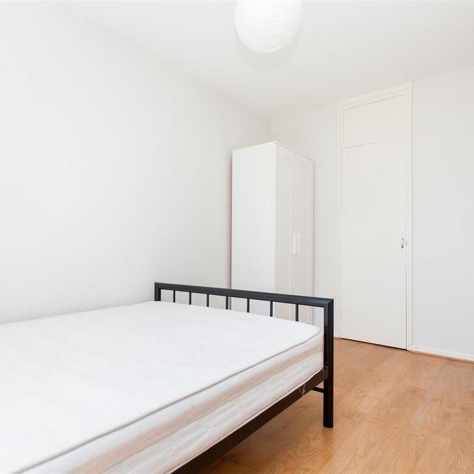 3 bedroom flat to rent - Photo 1