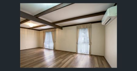 INVITING THREE BEDROOM HOME - Photo 4