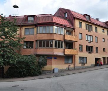 Svangatan 7 - Foto 1