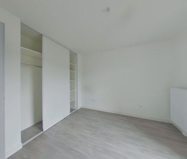 Location Appartement 2 pièces 41m² POITIERS 86000 - Photo 2