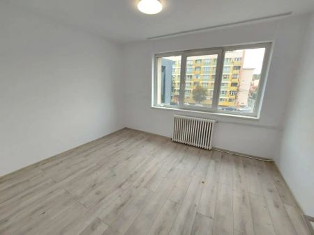 Inchiriere apartament 3 camere Centru Cluj-Napoca - Fotografie 2
