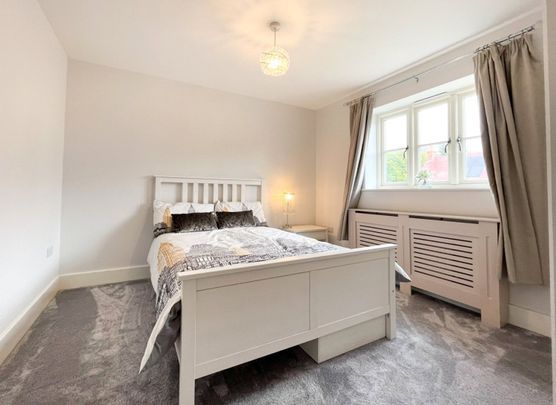 Marriott Close, Wootton, Woodstock, Oxfordshire, OX20 - Photo 1
