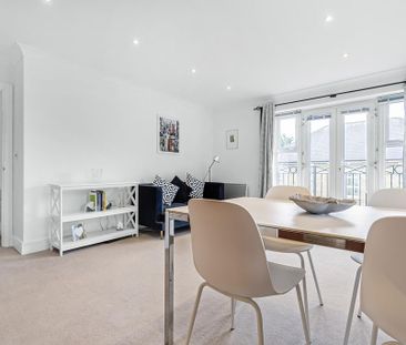 2 bedroom apartment to rent - Photo 4