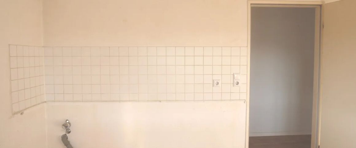 Frisch renoviert: einziehen und wohlfühlen! - Photo 1