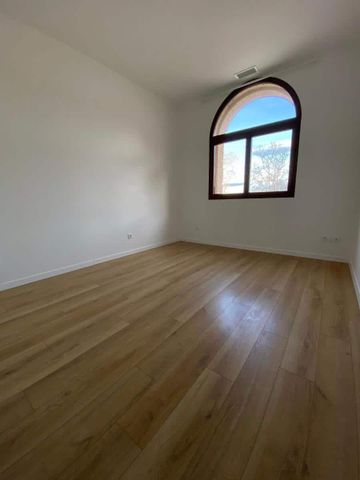 Maison 5 pièces à louer à THUIR - Photo 3