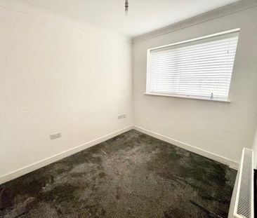 Aberporth Road, CARDIFF - Photo 5