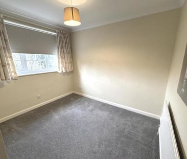 4 bedroom detached house to rent - Photo 6